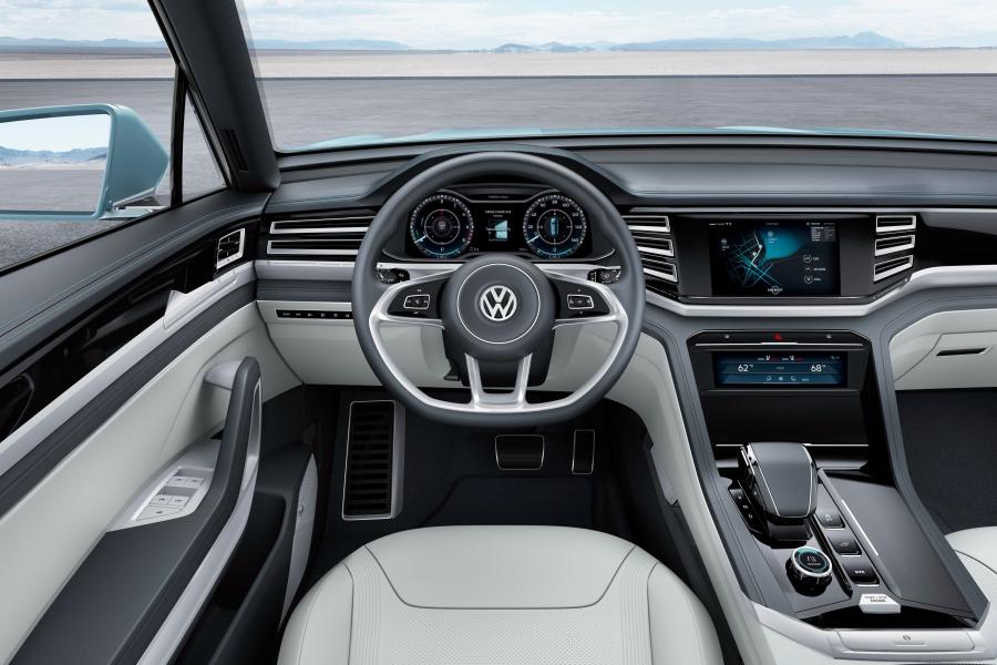  Volkswagen Cross Coupe GTE Concept 2015 года  (фото 6 из 14)